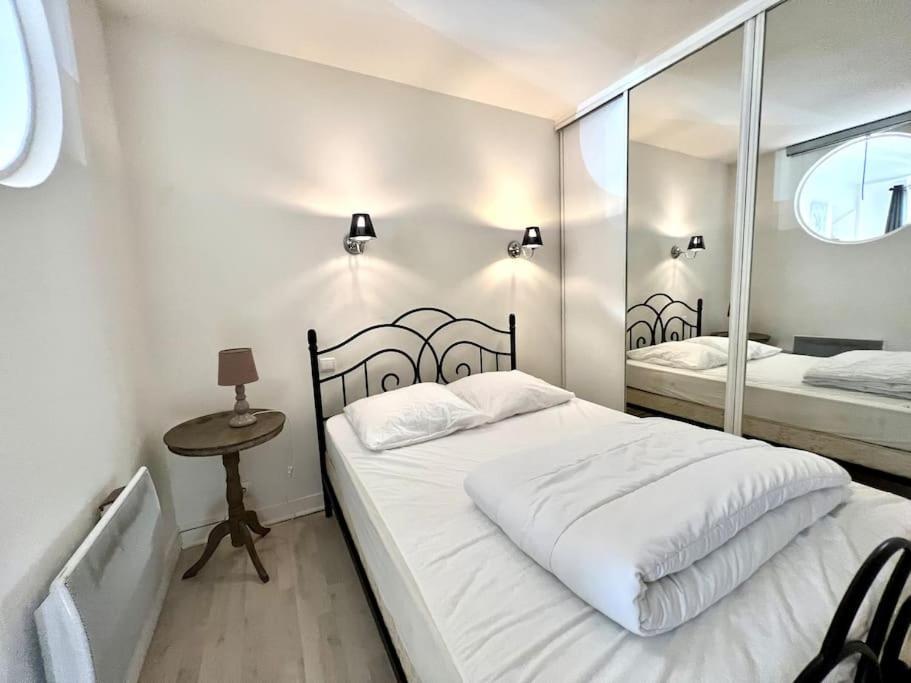 Joli Appartement En Centre Ville Баньер-де-Бигор Экстерьер фото