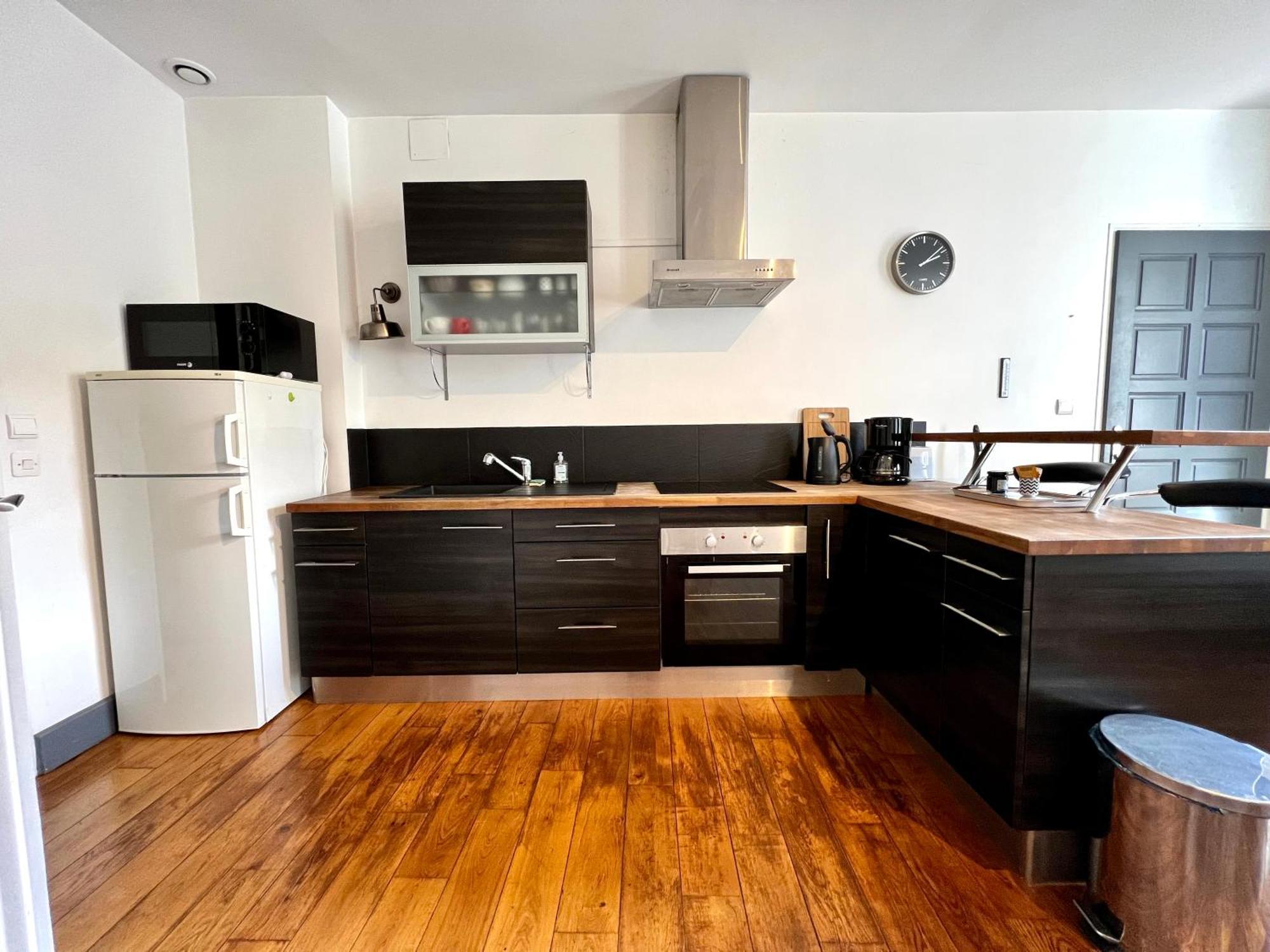 Joli Appartement En Centre Ville Баньер-де-Бигор Экстерьер фото